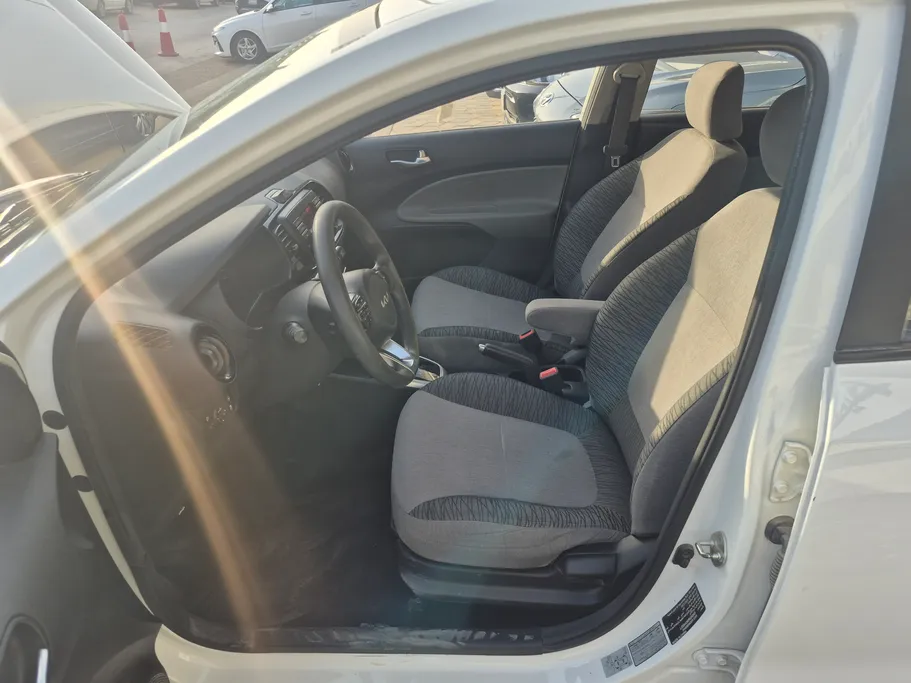 2024 Kia Pegas LX 