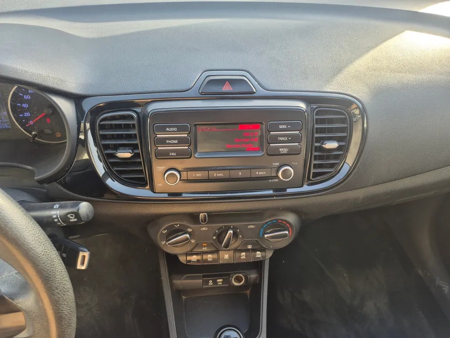 2024 Kia Pegas LX 