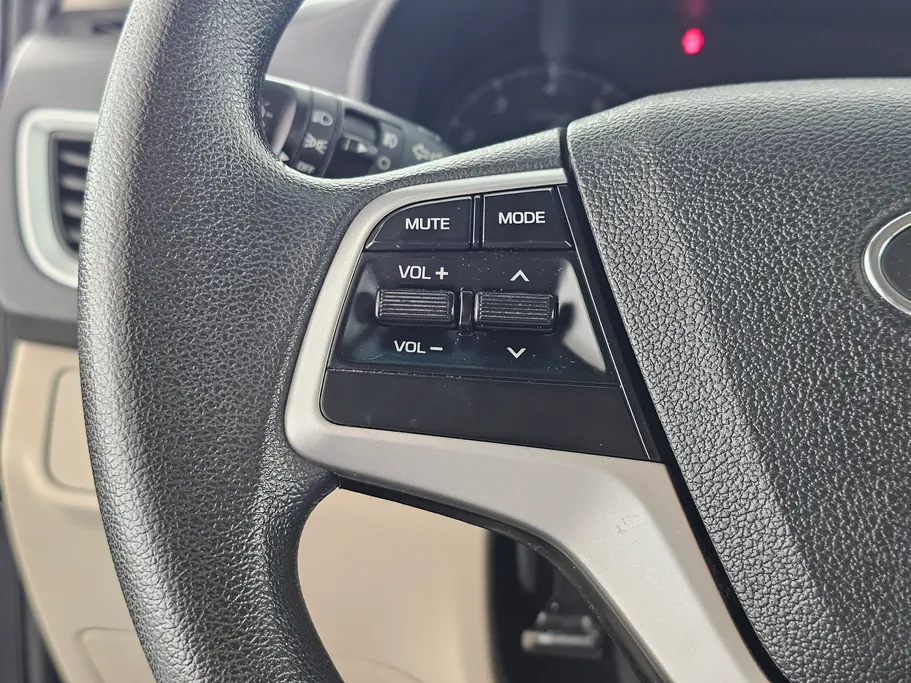 2022 Hyundai Accent Smart 