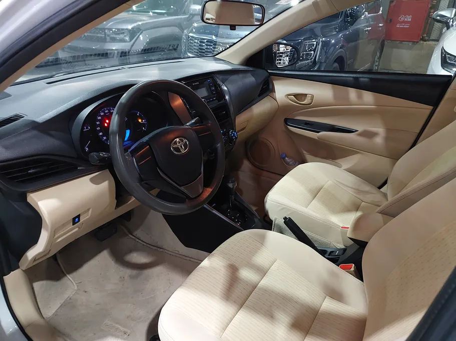 2021 Toyota Yaris  Y 