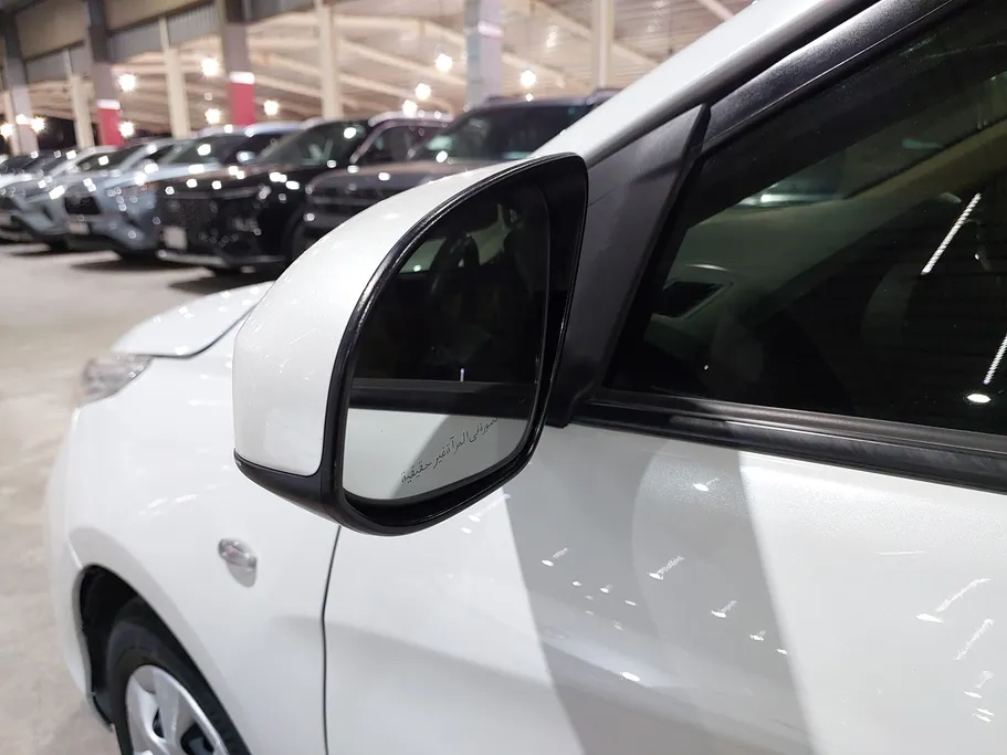 2021 Toyota Yaris  Y 