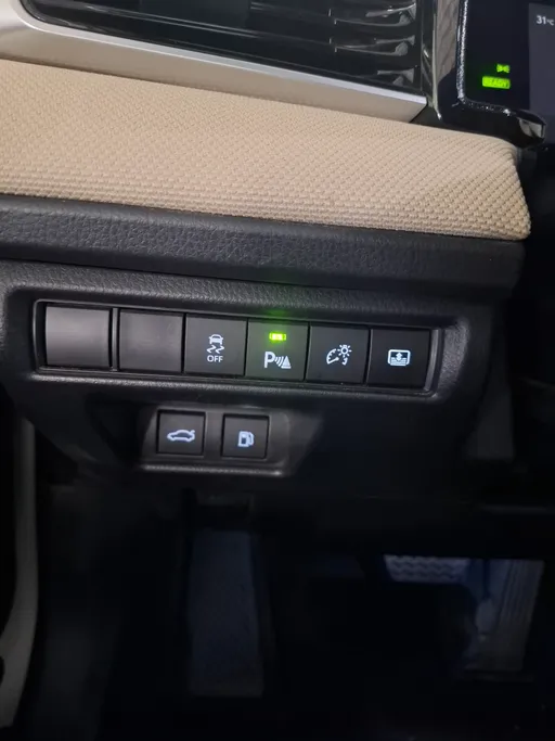 2025 Toyota Camry  E Plus HEV 