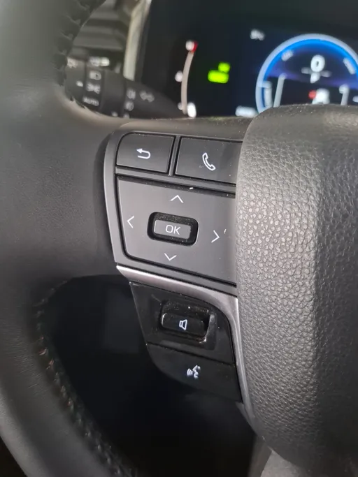 2025 Toyota Camry  E Plus HEV 