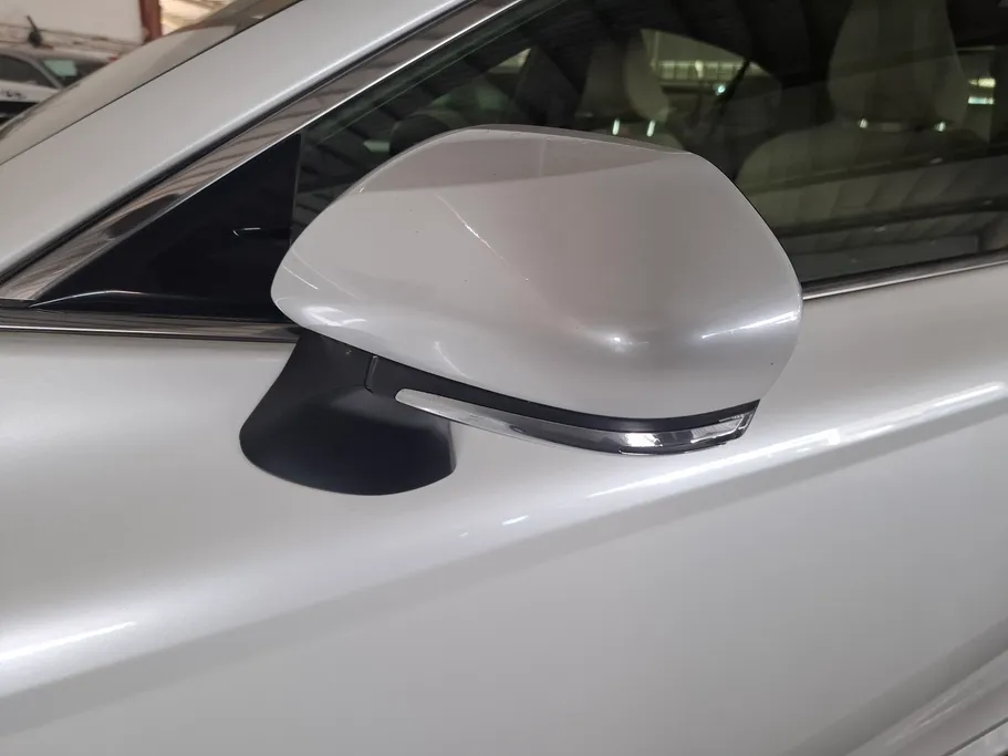 2025 Toyota Camry  E Plus HEV 