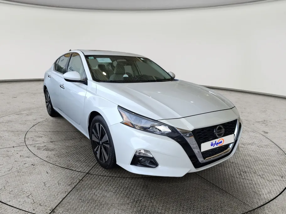 2022 Nissan Altima SV 