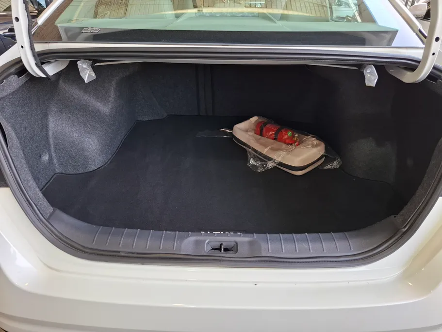 2022 Nissan Altima SV 