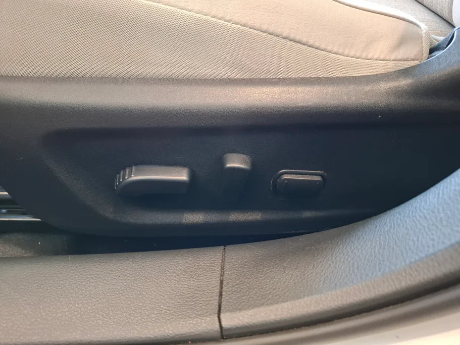 2022 Nissan Altima SV 