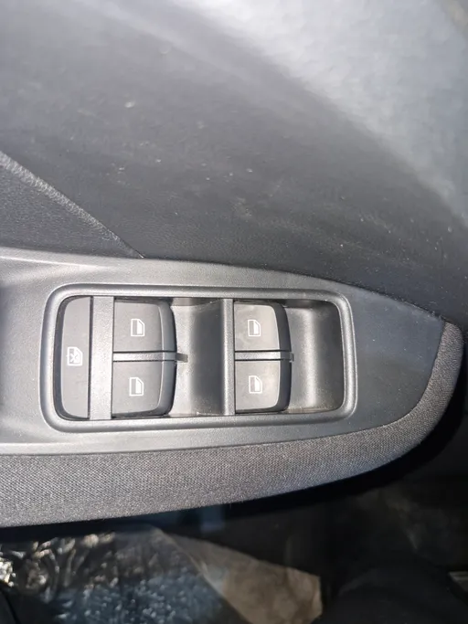 2024 MG ZS STD 