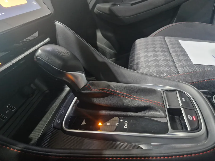 2024 MG ZS STD 