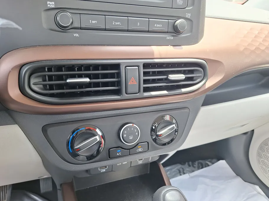 2024 Hyundai Grand i10 Fleet 