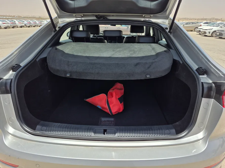 2023 FAW Bestune B70 Premium 