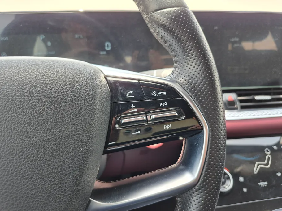 2023 FAW Bestune B70 Premium 