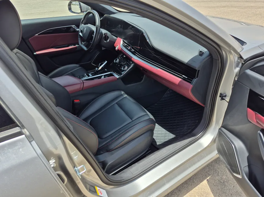 2023 FAW Bestune B70 Premium 