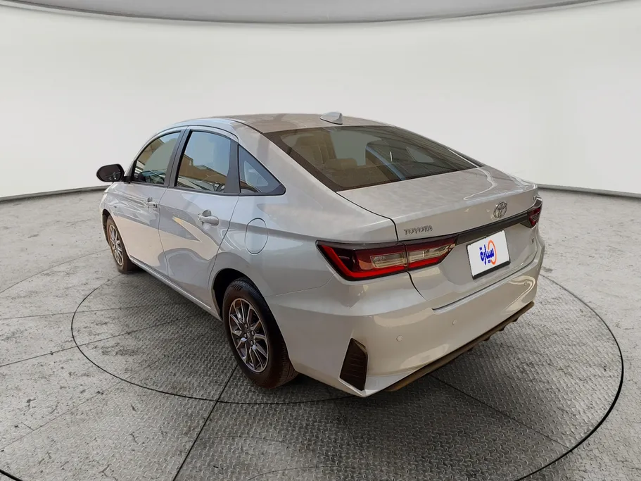 2024 Toyota Yaris  Y 