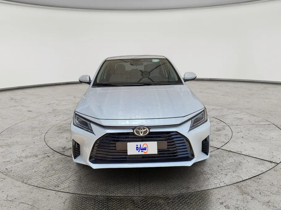 2024 Toyota Yaris  Y 