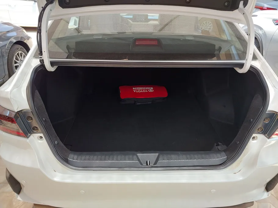 2024 Toyota Yaris  Y 