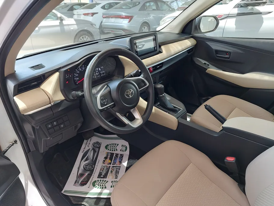 2024 Toyota Yaris  Y 