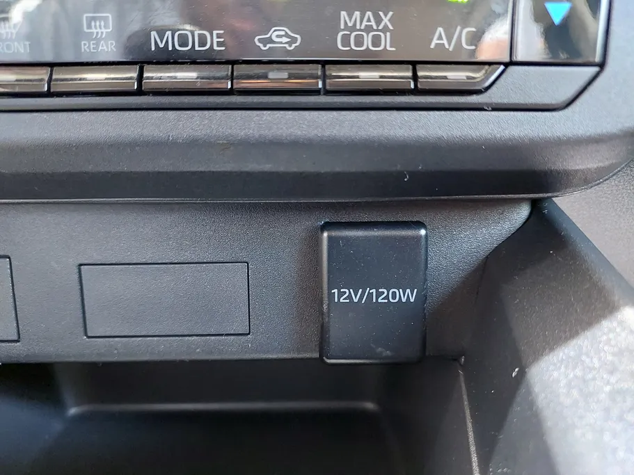 2024 Toyota Yaris  Y 