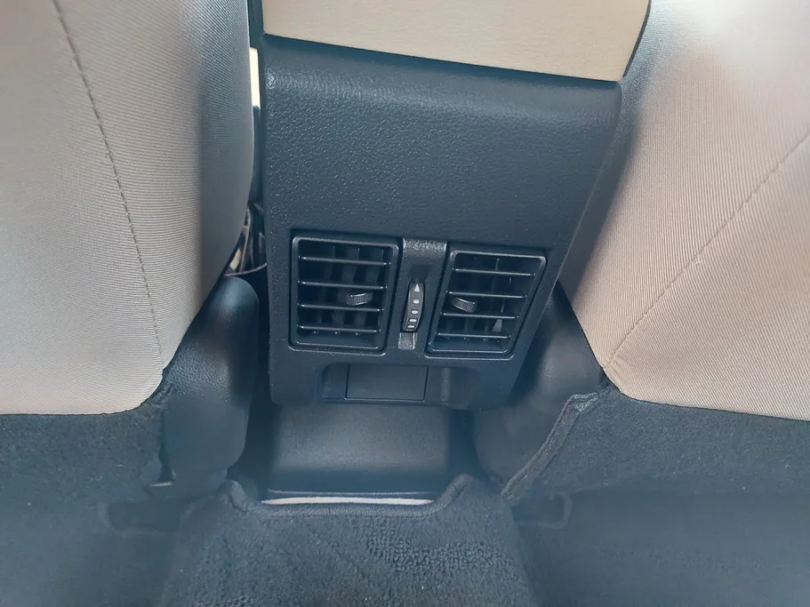 2024 Toyota Yaris  Y 
