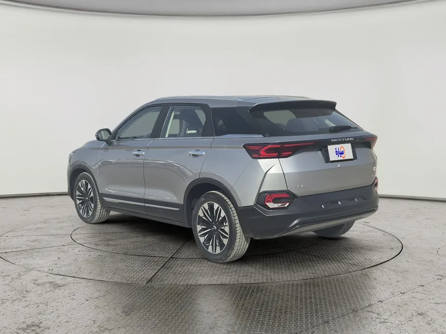 2024 FAW Bestune T77 Basic 