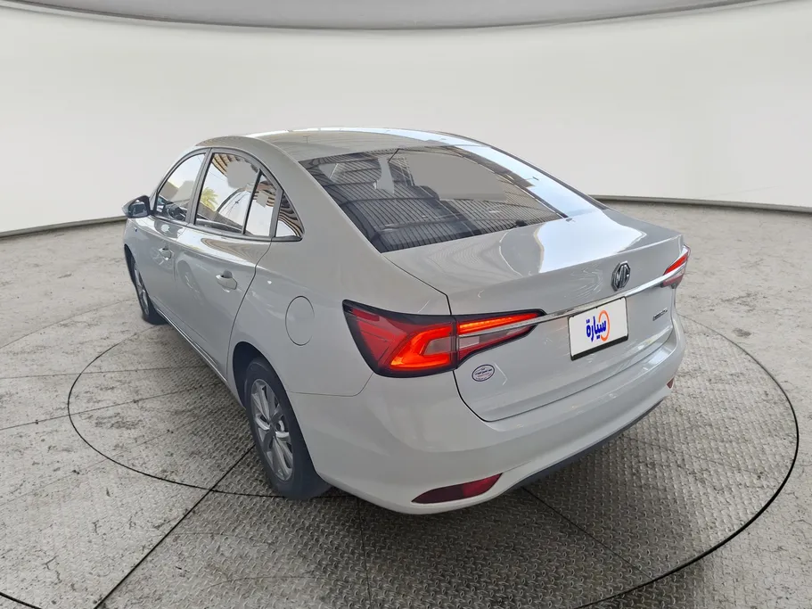 2023 MG 5 STD 