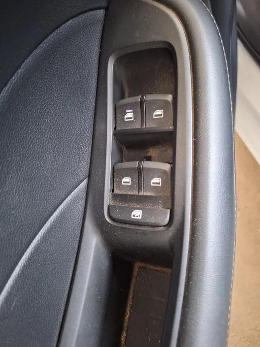 2023 MG 5 STD 