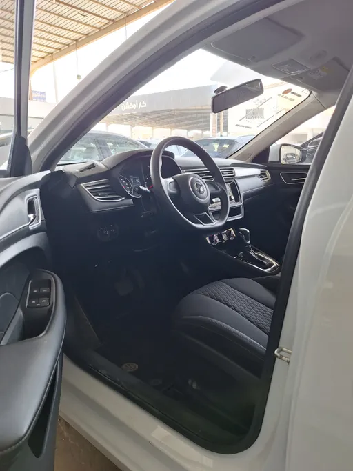 2023 MG 5 STD 