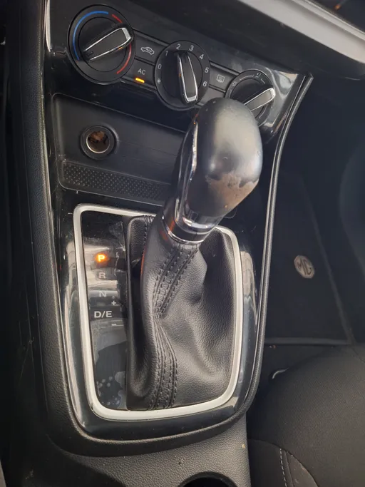 2023 MG 5 STD 