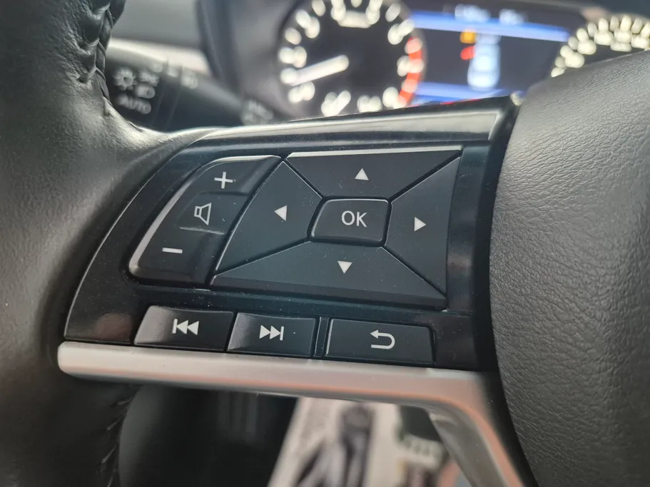 2022 Nissan Altima SV 