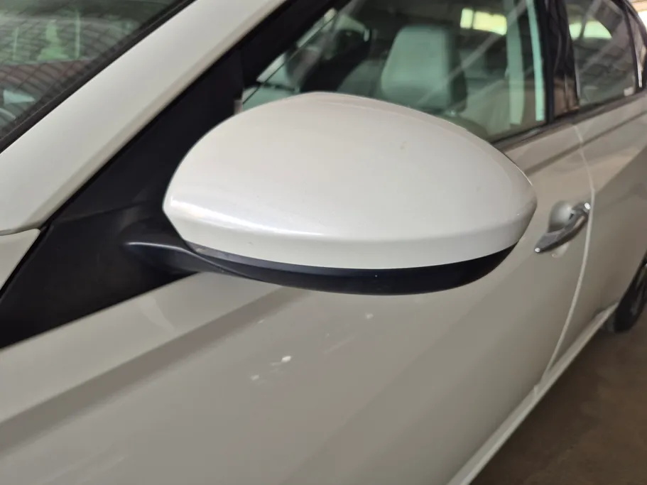 2022 Nissan Altima SV 