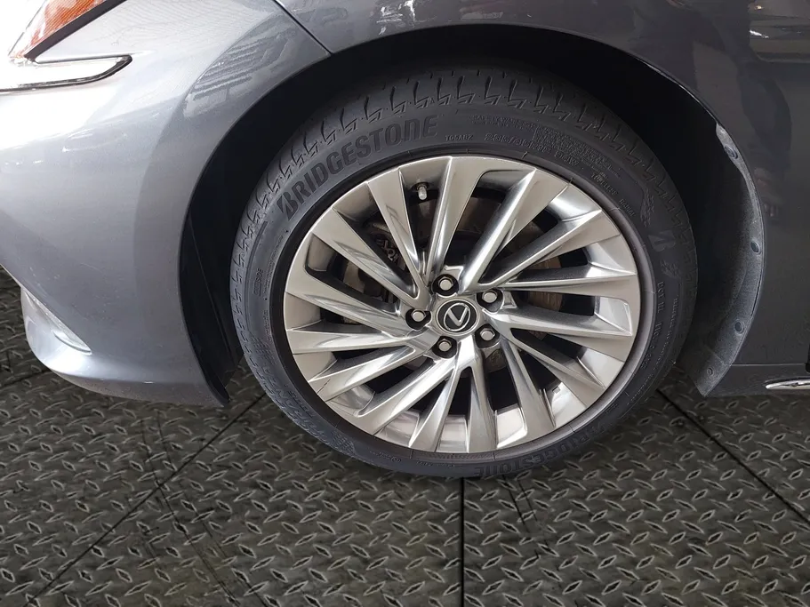 2023 Lexus ES 350 CC 