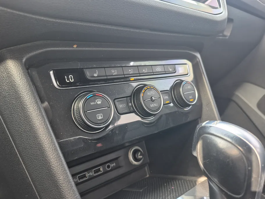 2018 Volkswagen Tiguan R Line 