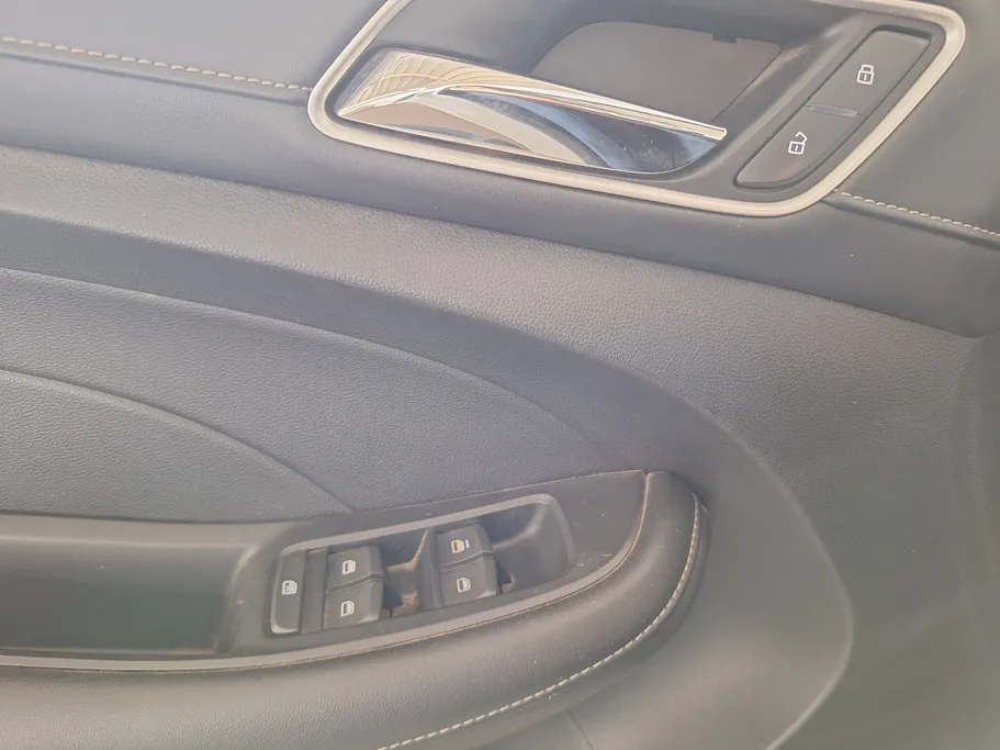 2023 MG 5 STD 
