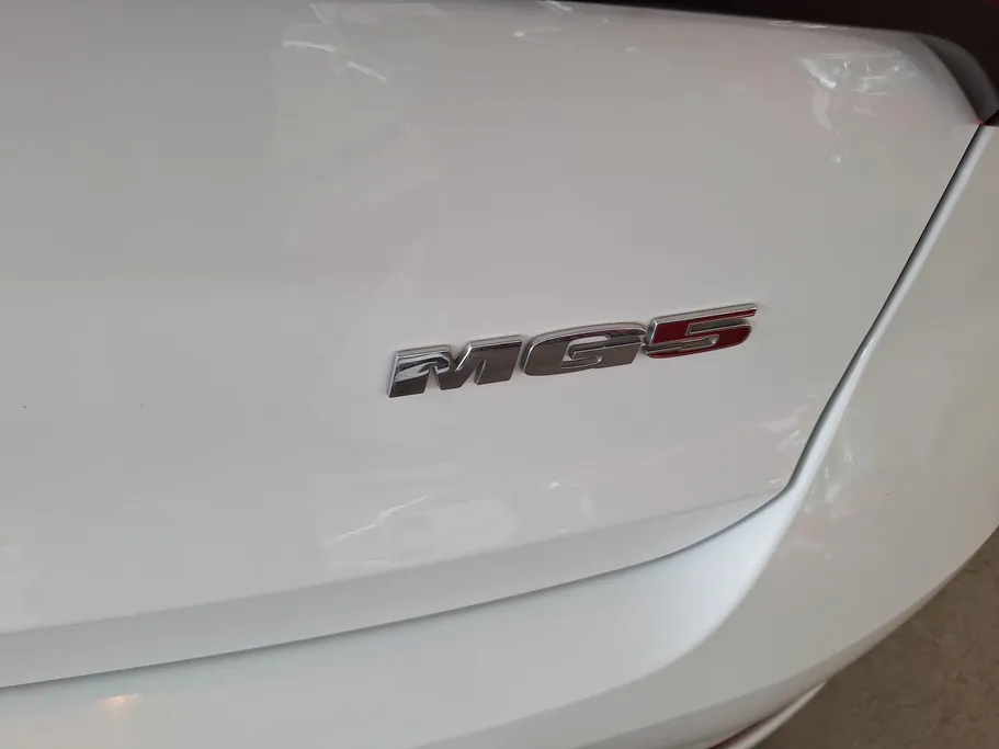 2023 MG 5 STD 