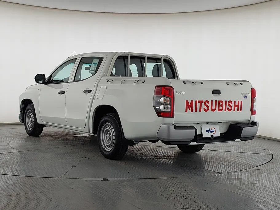 2022 Mitsubishi L200 DC 4x2 Diesel 