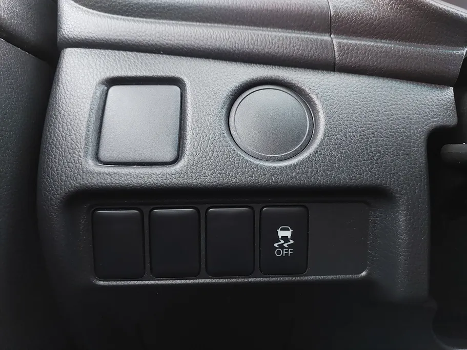 2022 Mitsubishi L200 DC 4x2 Diesel 