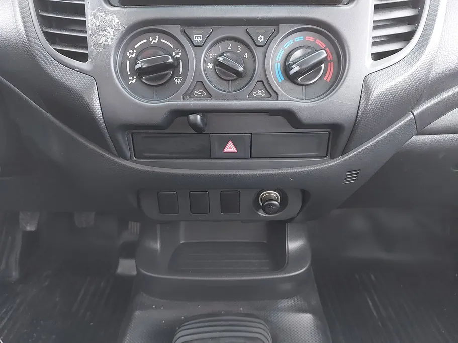 2022 Mitsubishi L200 DC 4x2 Diesel 