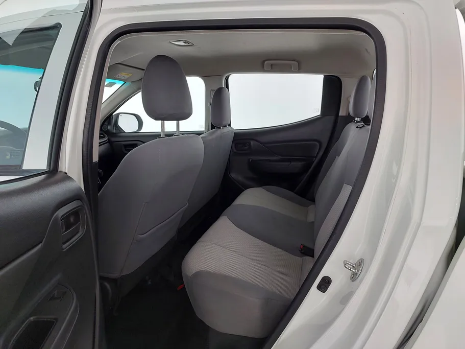 2022 Mitsubishi L200 DC 4x2 Diesel 