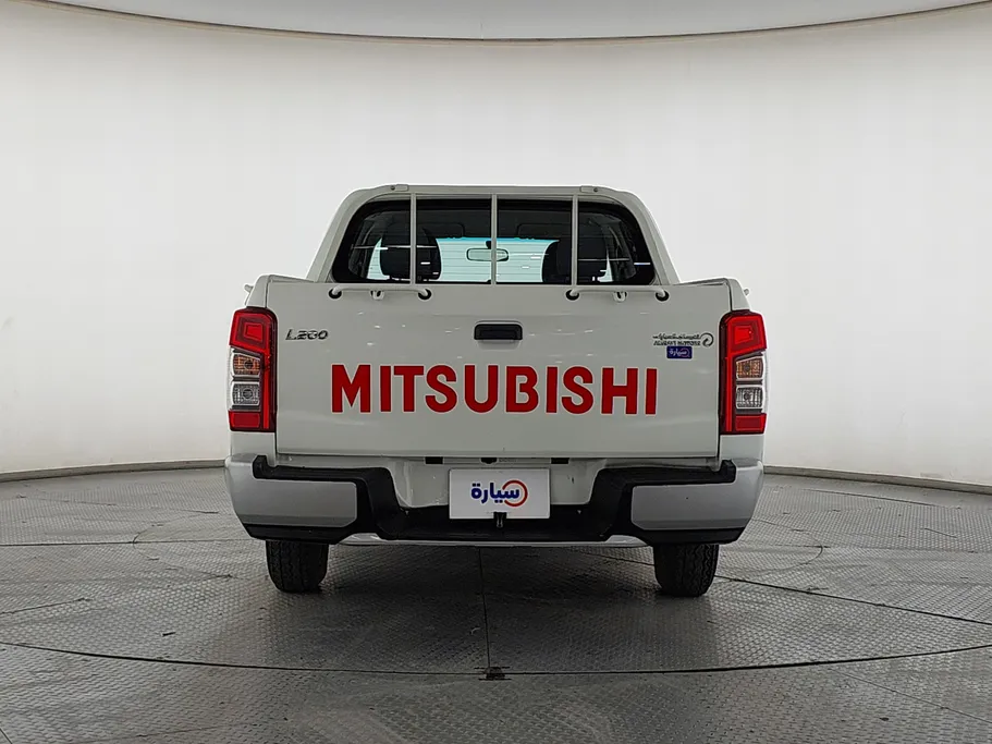 2022 Mitsubishi L200 DC 4x2 Diesel 