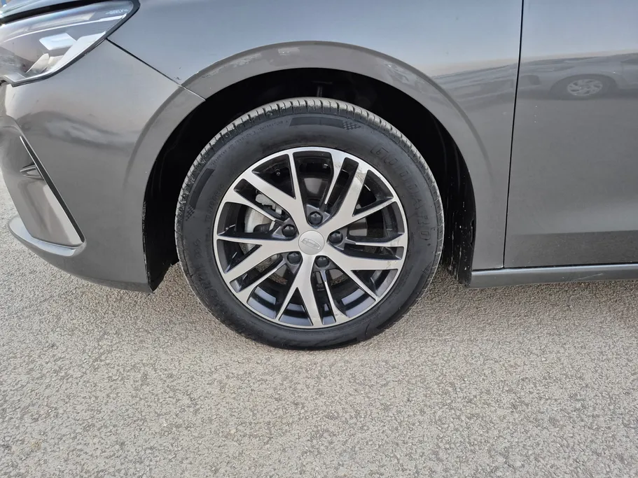 2025 Geely Emgrand GS 