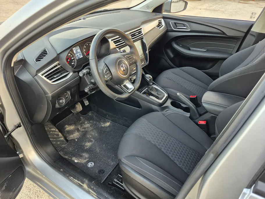 2024 MG 5 STD 