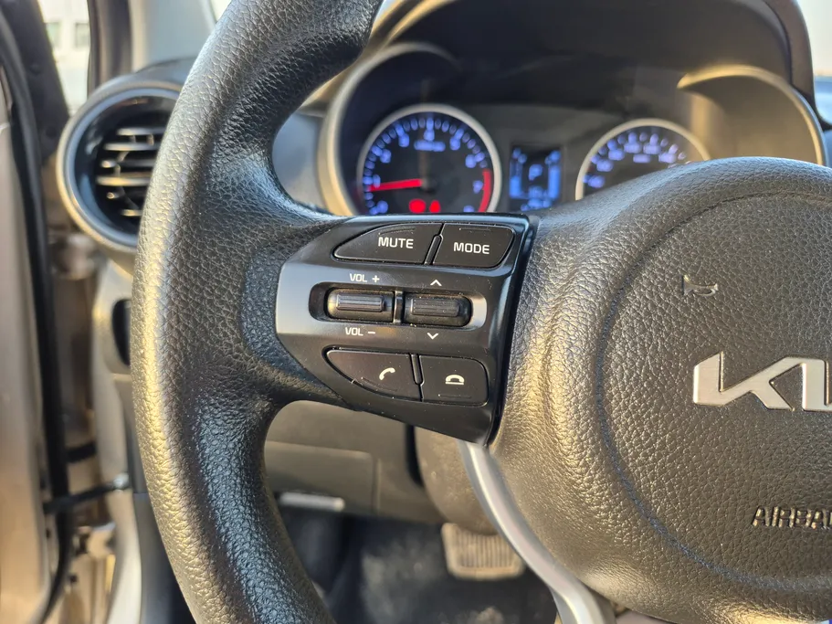 2024 Kia Pegas LX 