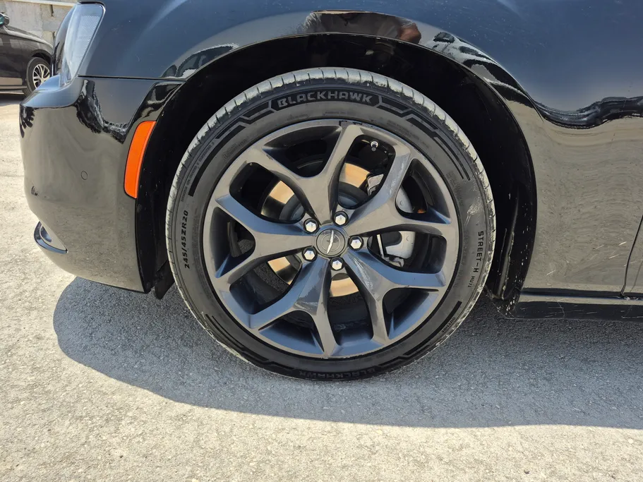 2023 Chrysler 300 S 