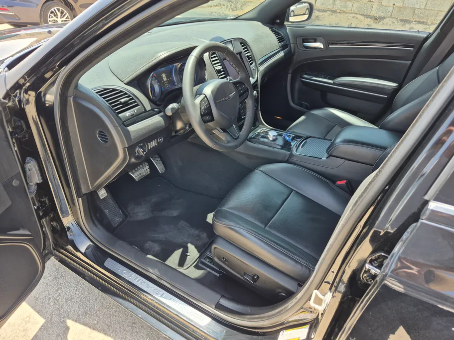 2023 Chrysler 300 S 