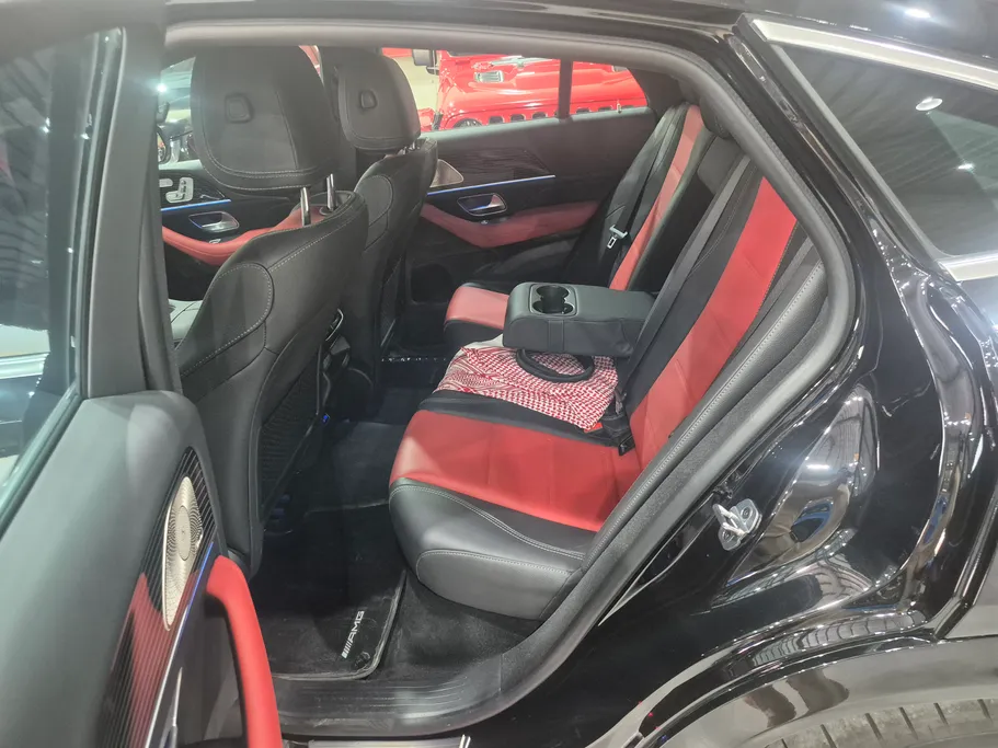 2025 Mercedes GLE 450 