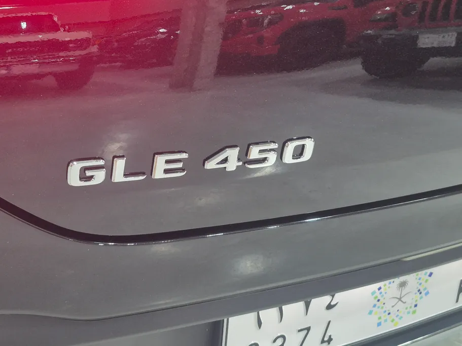 2025 Mercedes GLE 450 