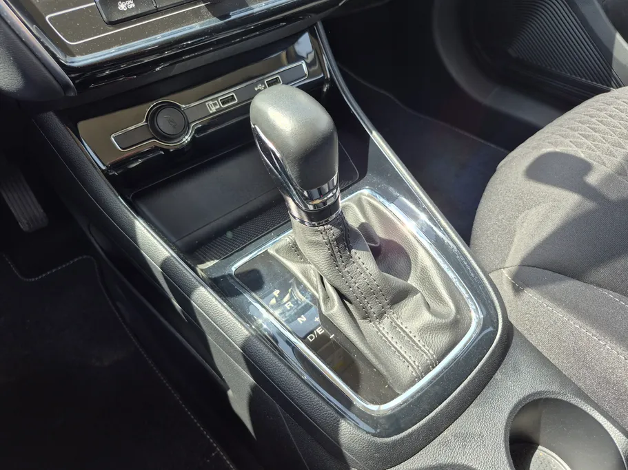 2025 MG 5 STD 