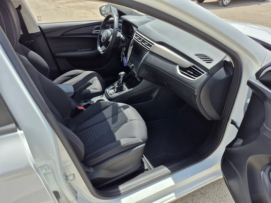 2025 MG 5 STD 
