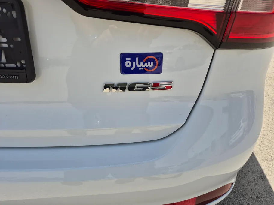 2025 MG 5 STD 