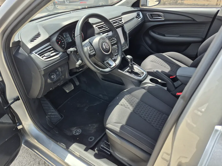 2025 MG 5 STD 